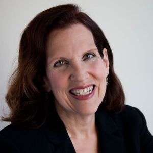 Meet your Posher, Adria